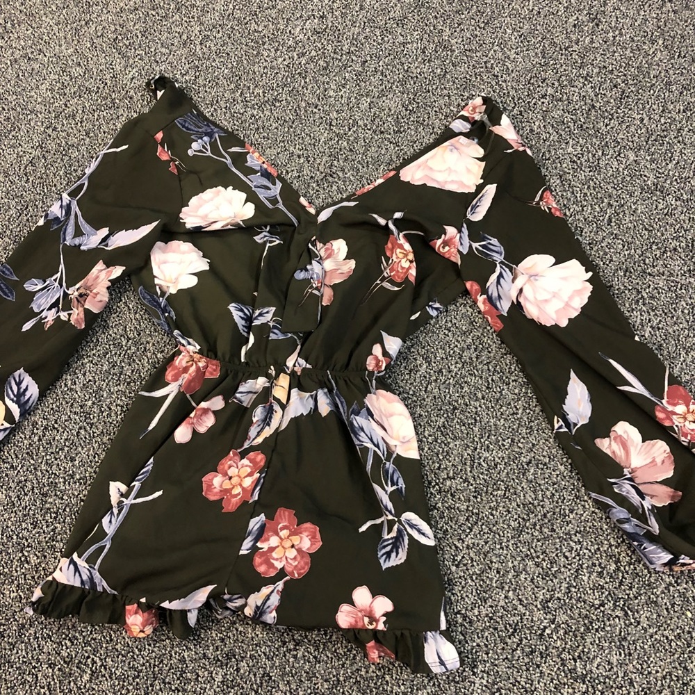 Olive flower romper